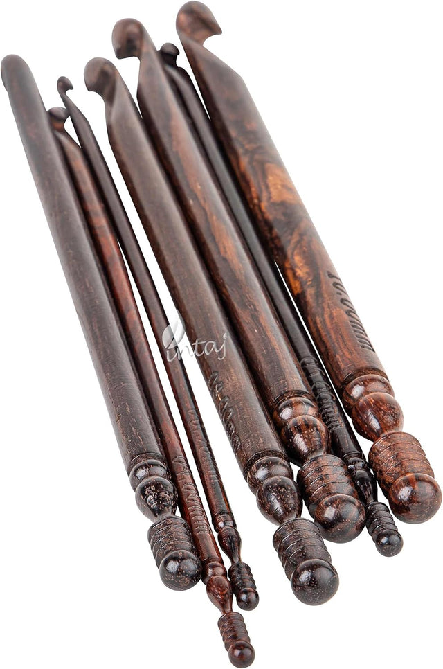 Rosewood Jumbo Crochet Hook Set Handmade, 15 Sizes Upto 25MM Wooden Crochet Hooks for Knitting, Size Engraved - Wooden Yarn Bowl Crochet Hook Accessories (Set of 7 3.5-10mm, Rosewood)