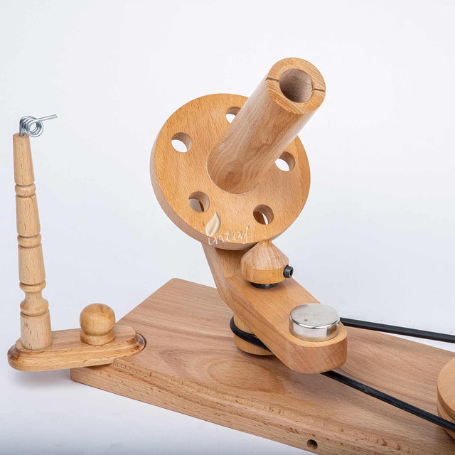 Handcrafted Beechwood Yarn Winder and Swift Combo – Wooden Yarn Ball Winder for Knitting & Crocheting – Large Capacity – Easy to Set Up, Portable & Stable