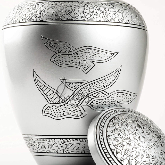 Handcrafted Cremation Urn – Arcadia Black Design in Royal Silver – Suitable for Adult Men & Women, Mom & Dad