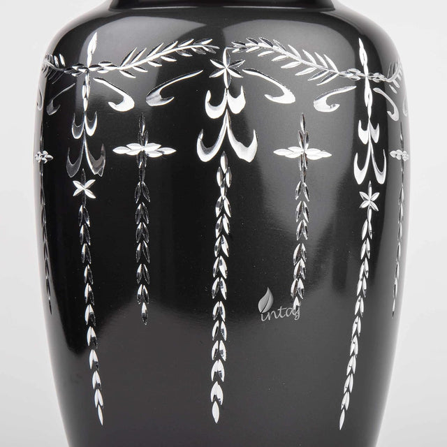 Handcrafted Diamond Cut Cremation Urn – Charcoal Finish – Suitable for Adult Men & Women – 200lbs Capacity